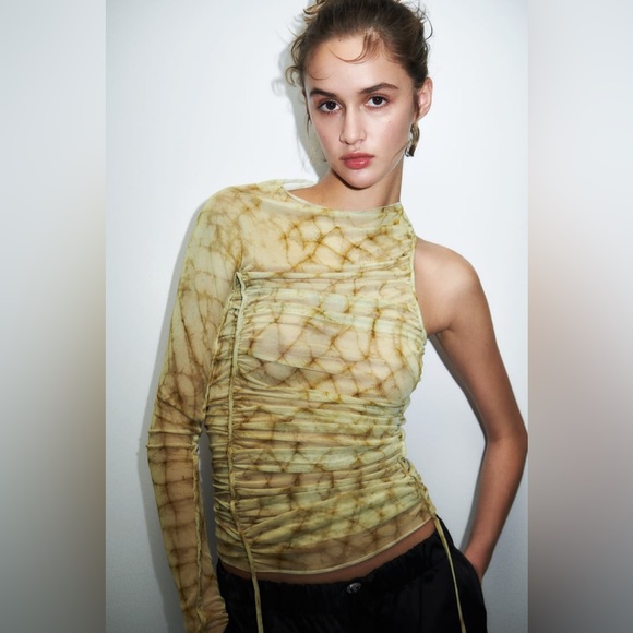 ZARA PRINTED TULLE ASYMMETRIC TOP - Picture 1 of 3